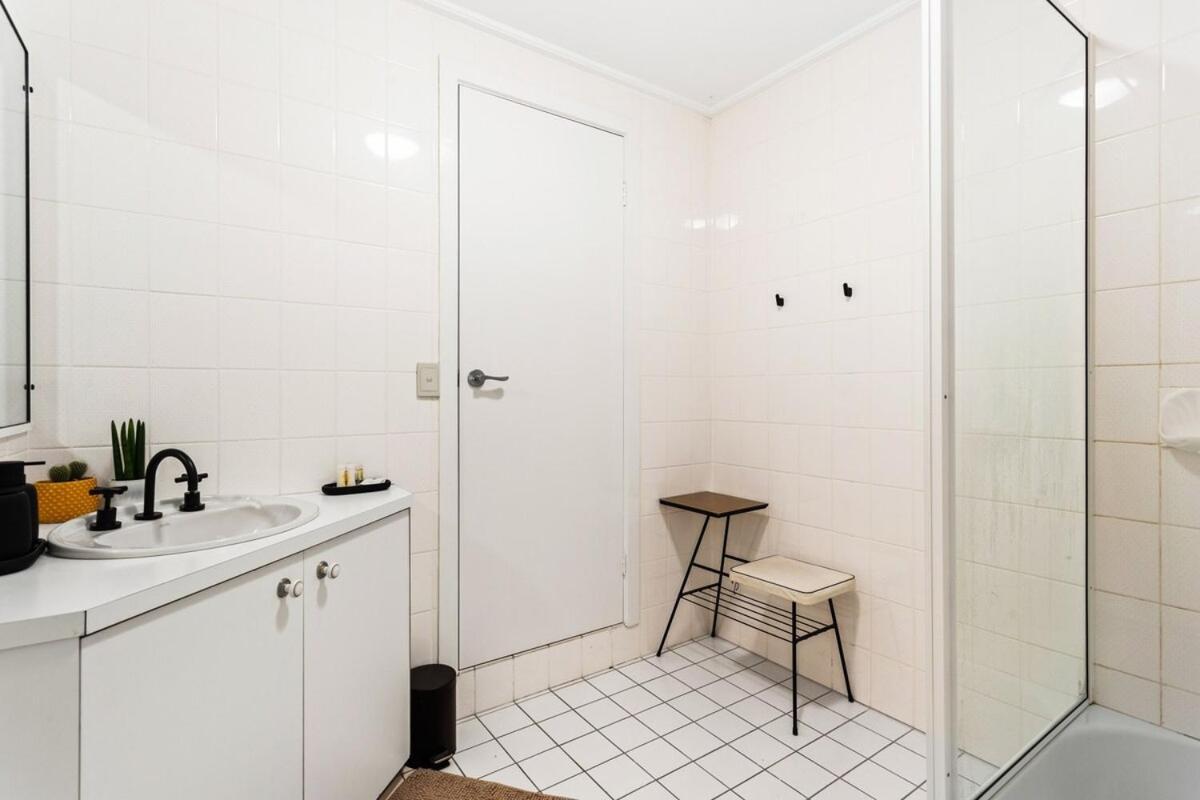 2 Bedroom Townhouse Next To Golf Cowes
